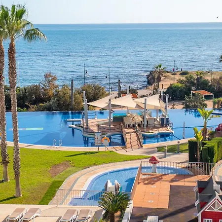 Sea Breeze Apartment